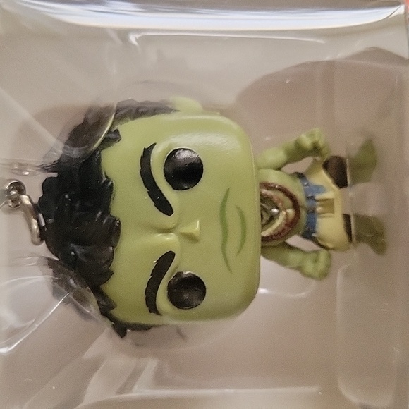 NEW Funko Pocket Pop Hulk Bobblehead Marvel Keychain - Picture 2 of 9